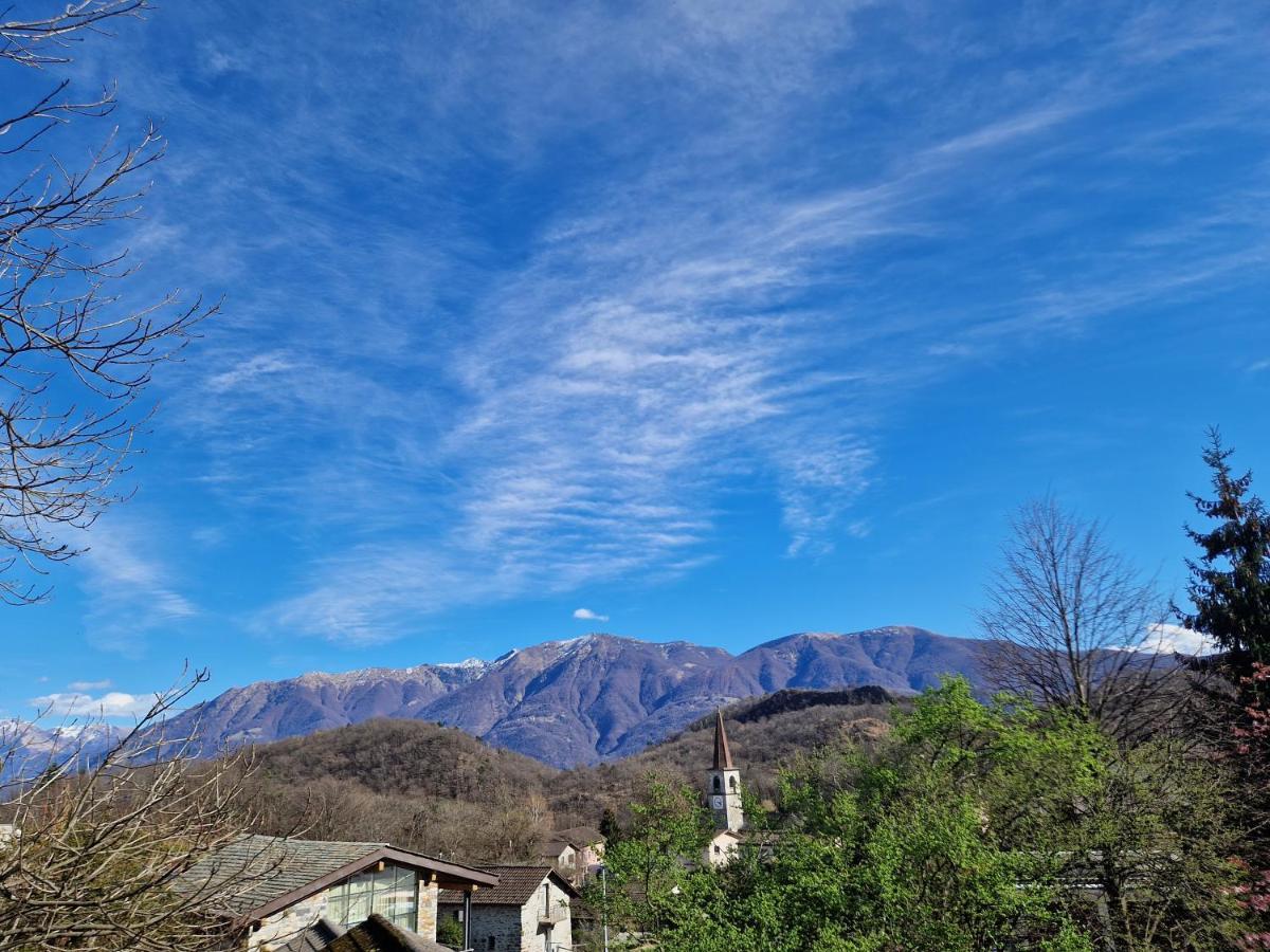 Hotel Zelindo Losone Bagian luar foto